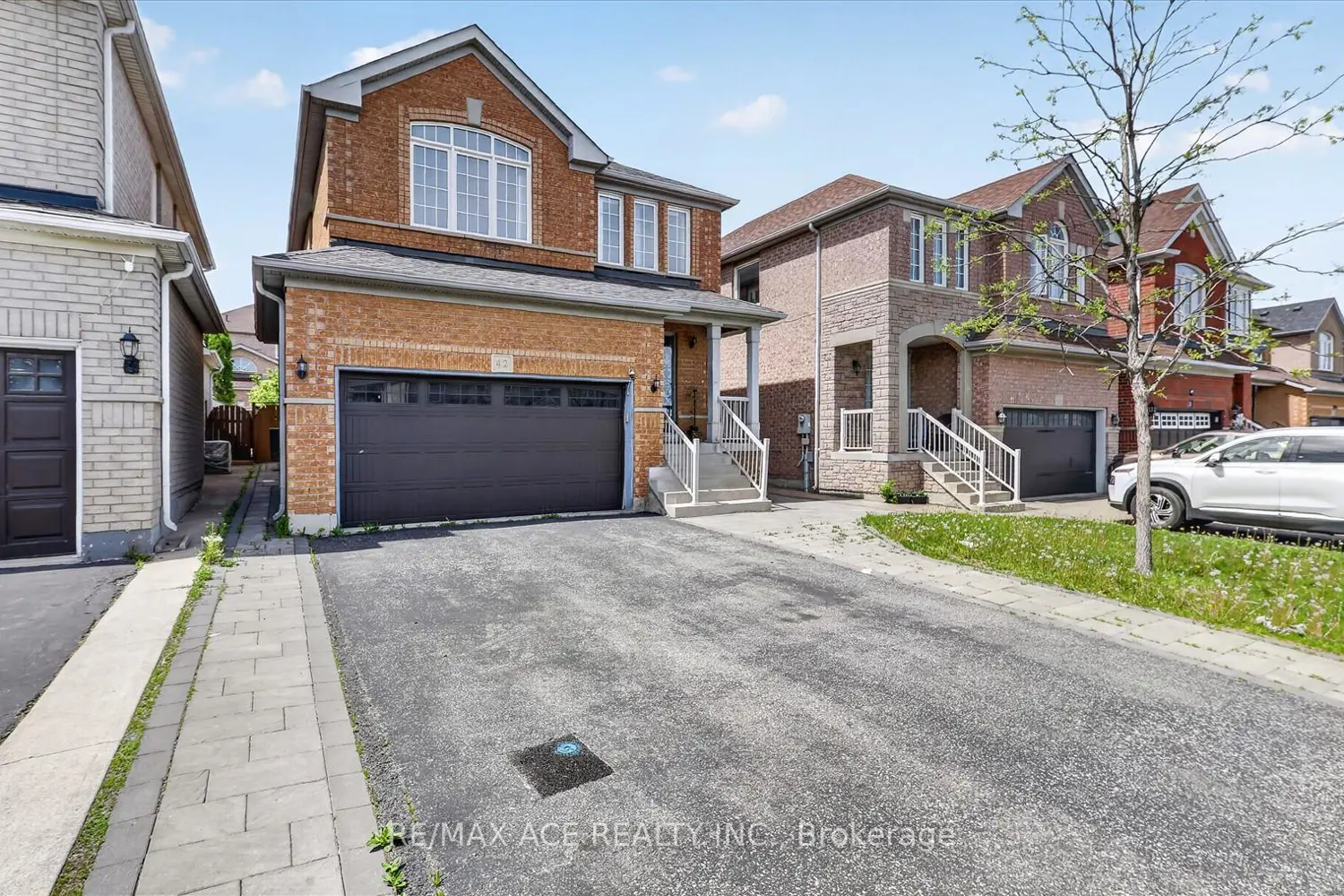 42 Feather Reed Way