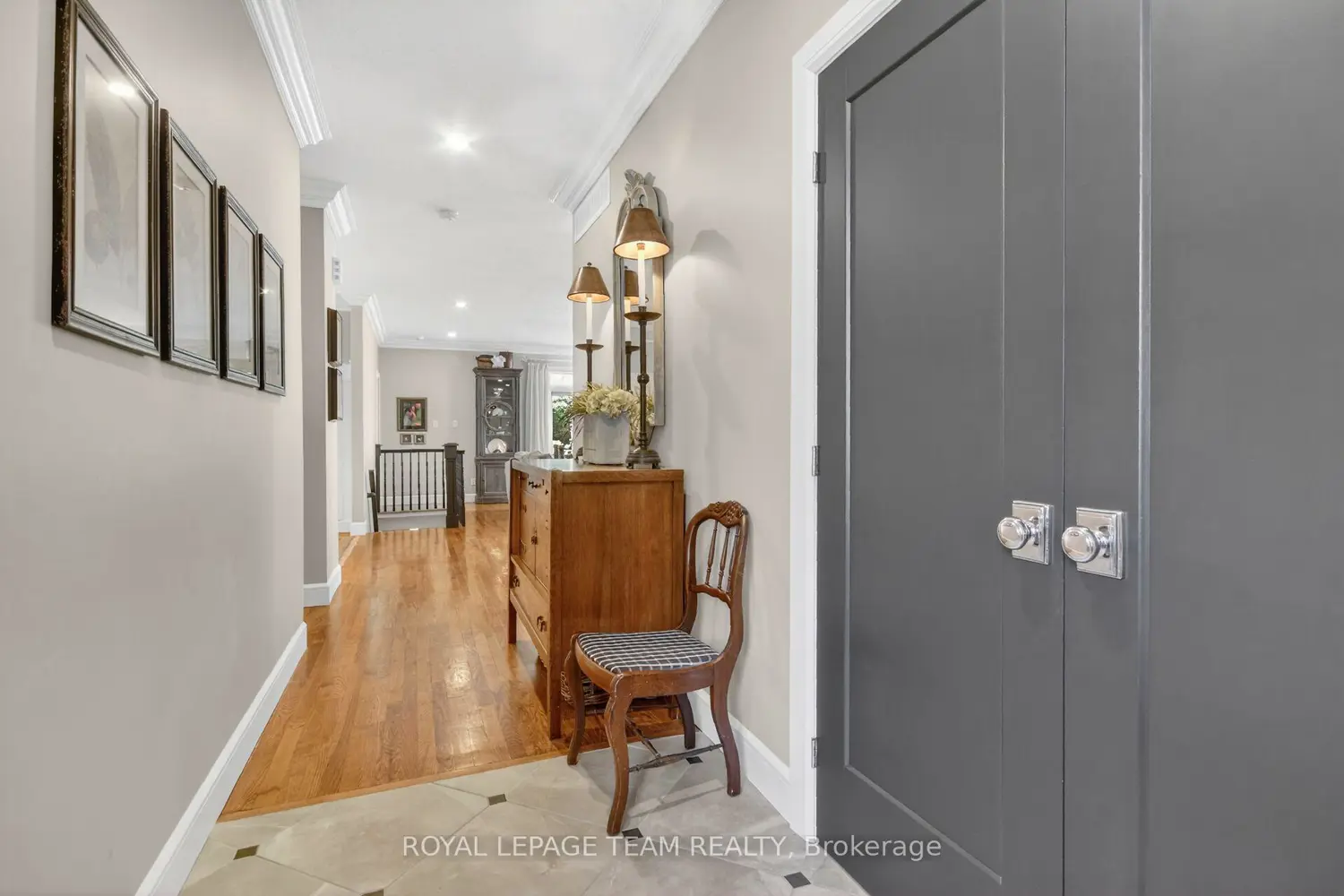14 Samara Place photo 3
