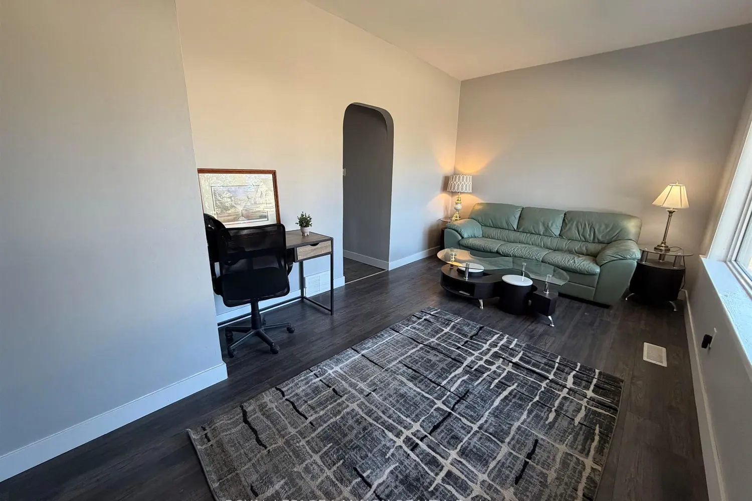1113 Walsh Street photo 3