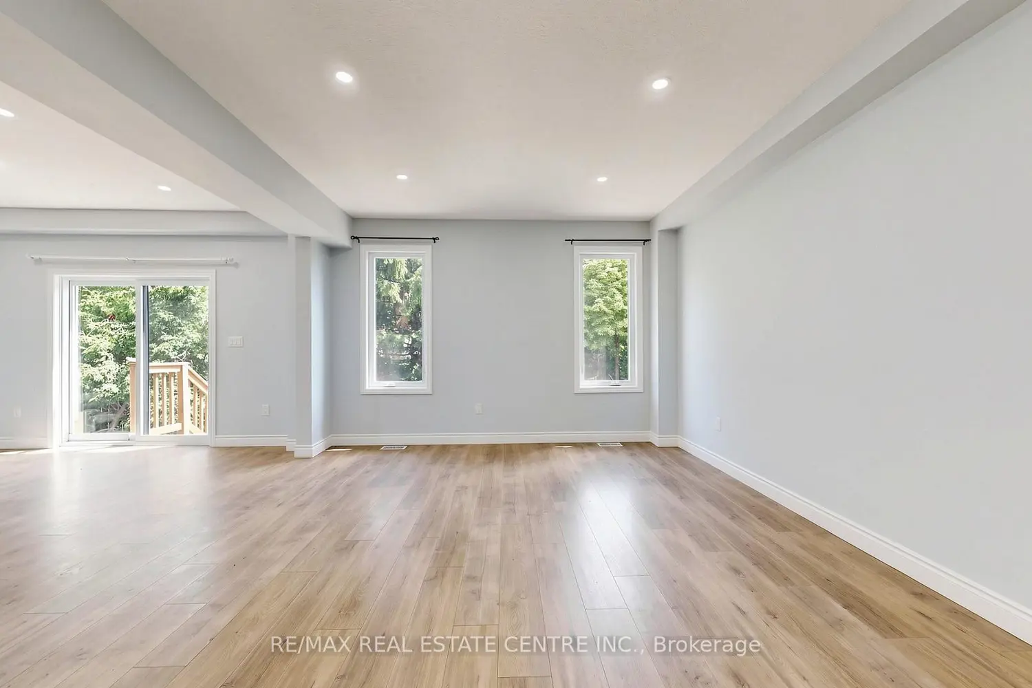 149 Ballantyne Avenue photo 3