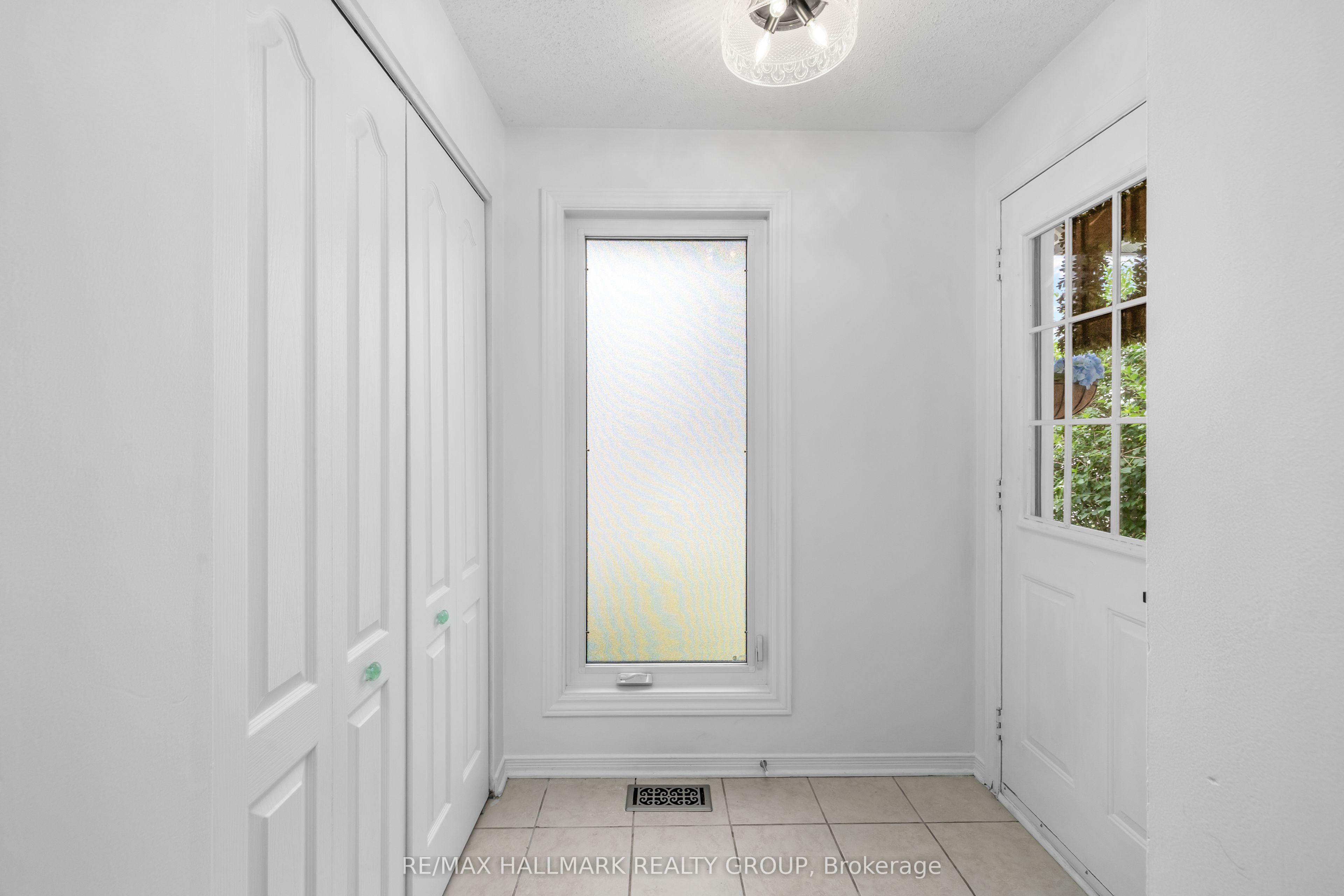 652 Thicket Way, Ottawa, ON, K4A 3A7 photo 3