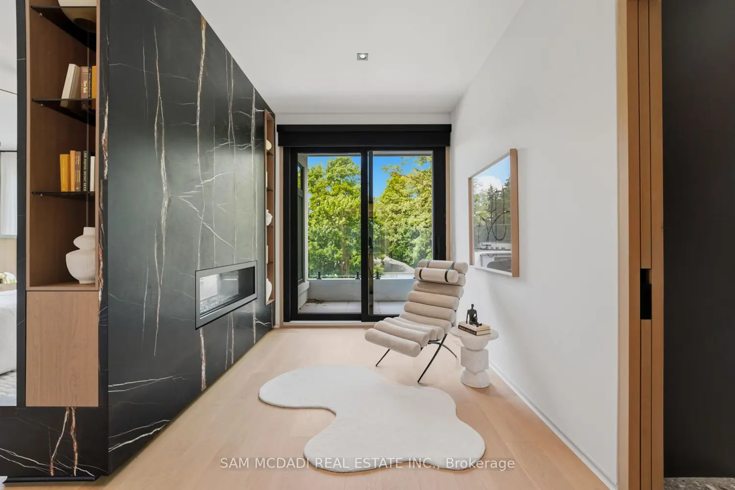 10 Peter Morse Way photo 2