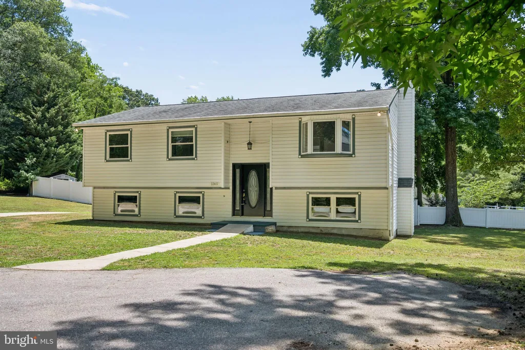 1365 Moyer Road, Annapolis, MD 21403 photo 2