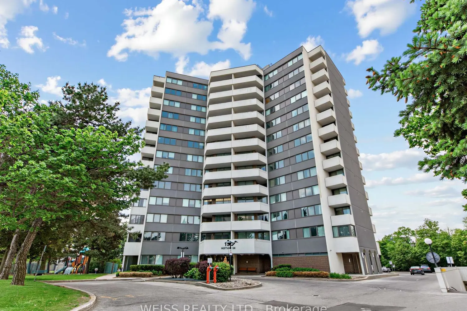 150 Neptune Drive 202