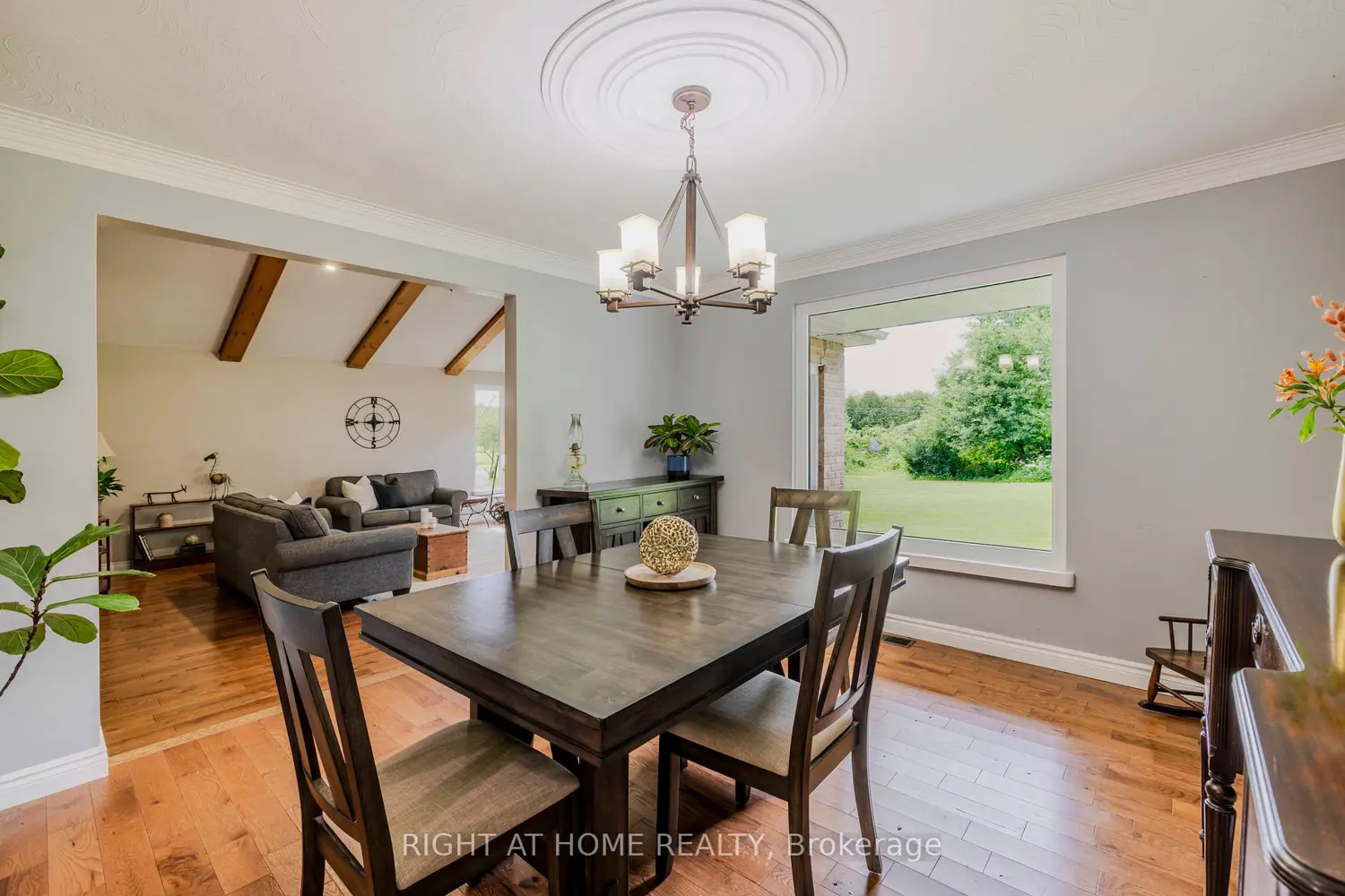 35 Macmillan Road photo 3