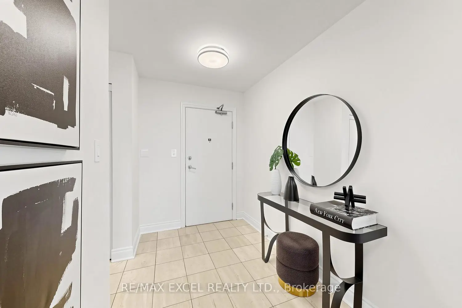 1 Rean Drive 2701 photo 4