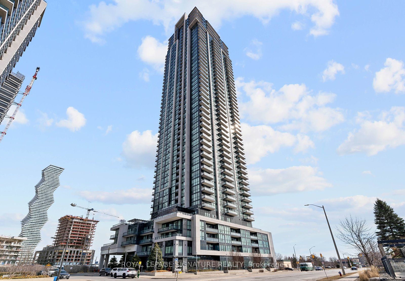 3301-3975 Grand Park Drive, Mississauga, ON, L5B 4M6