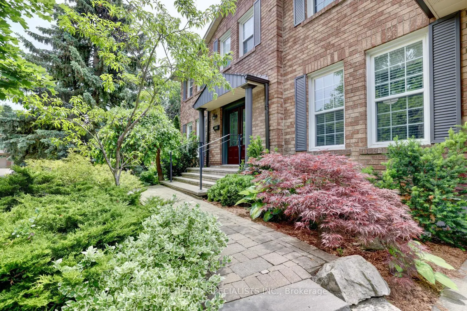 2510 Maid Marian Place photo 2