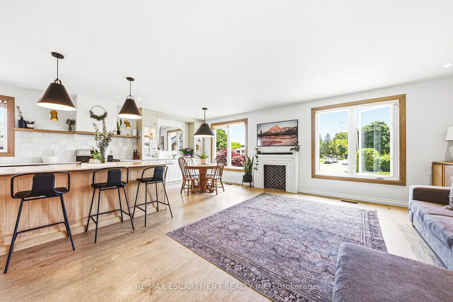 76 Boston Crescent photo 4