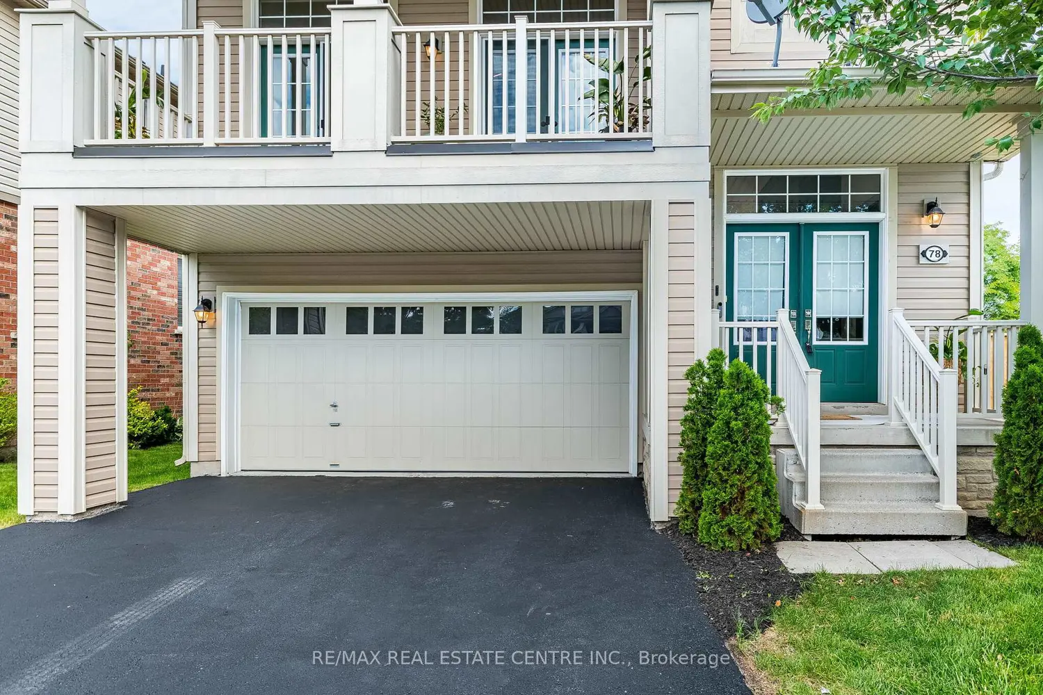 78 Lambert Crescent photo 4