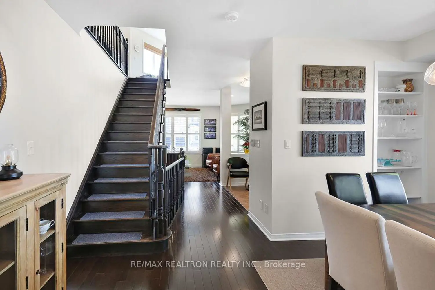 15 Turnerbury Avenue photo 5