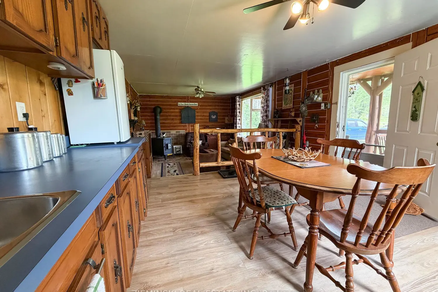 22 Rapids Avenue photo 4