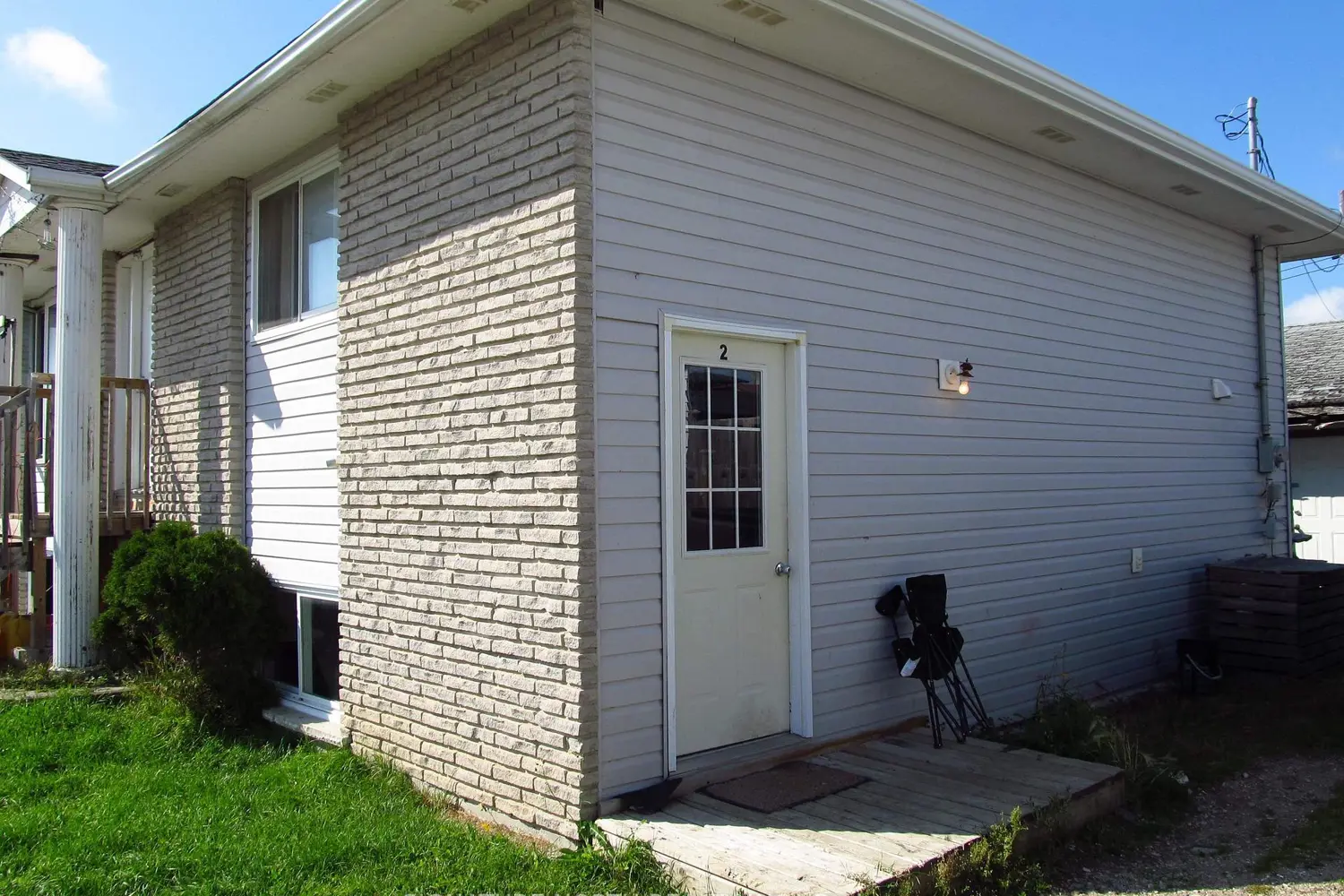 110 Woodcrest photo 2