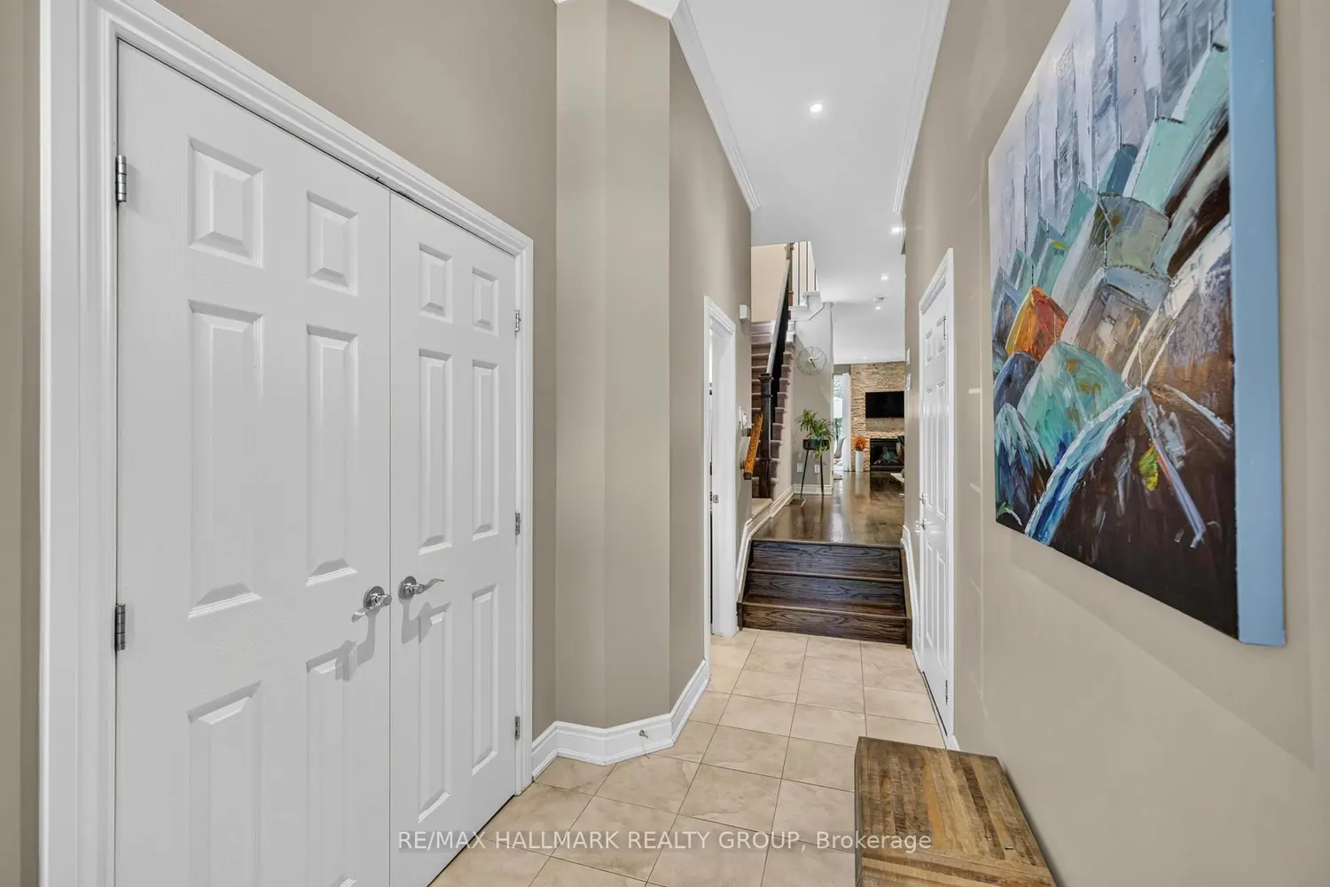 856 Norton Avenue photo 2