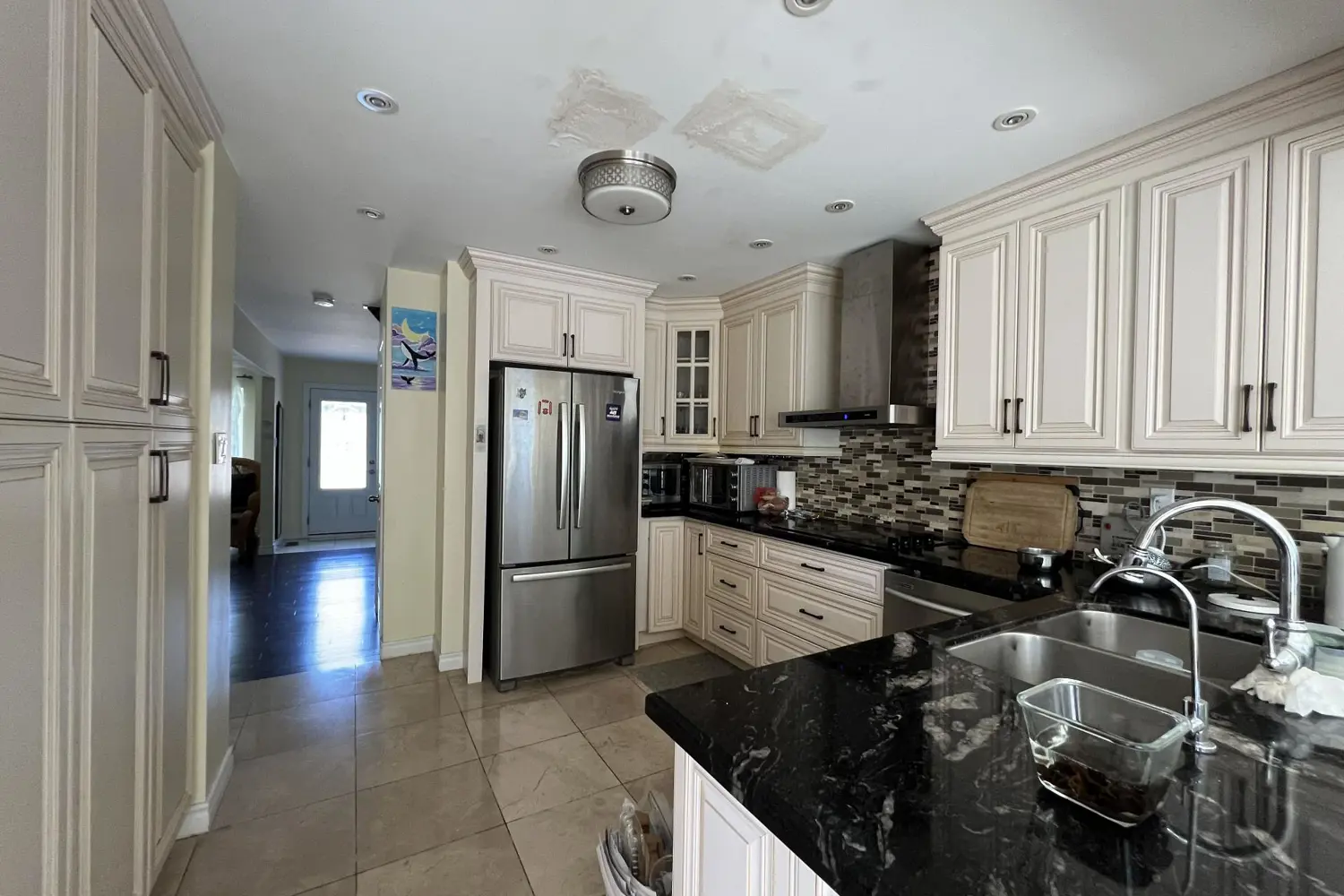 1 Lockridge Avenue photo 4