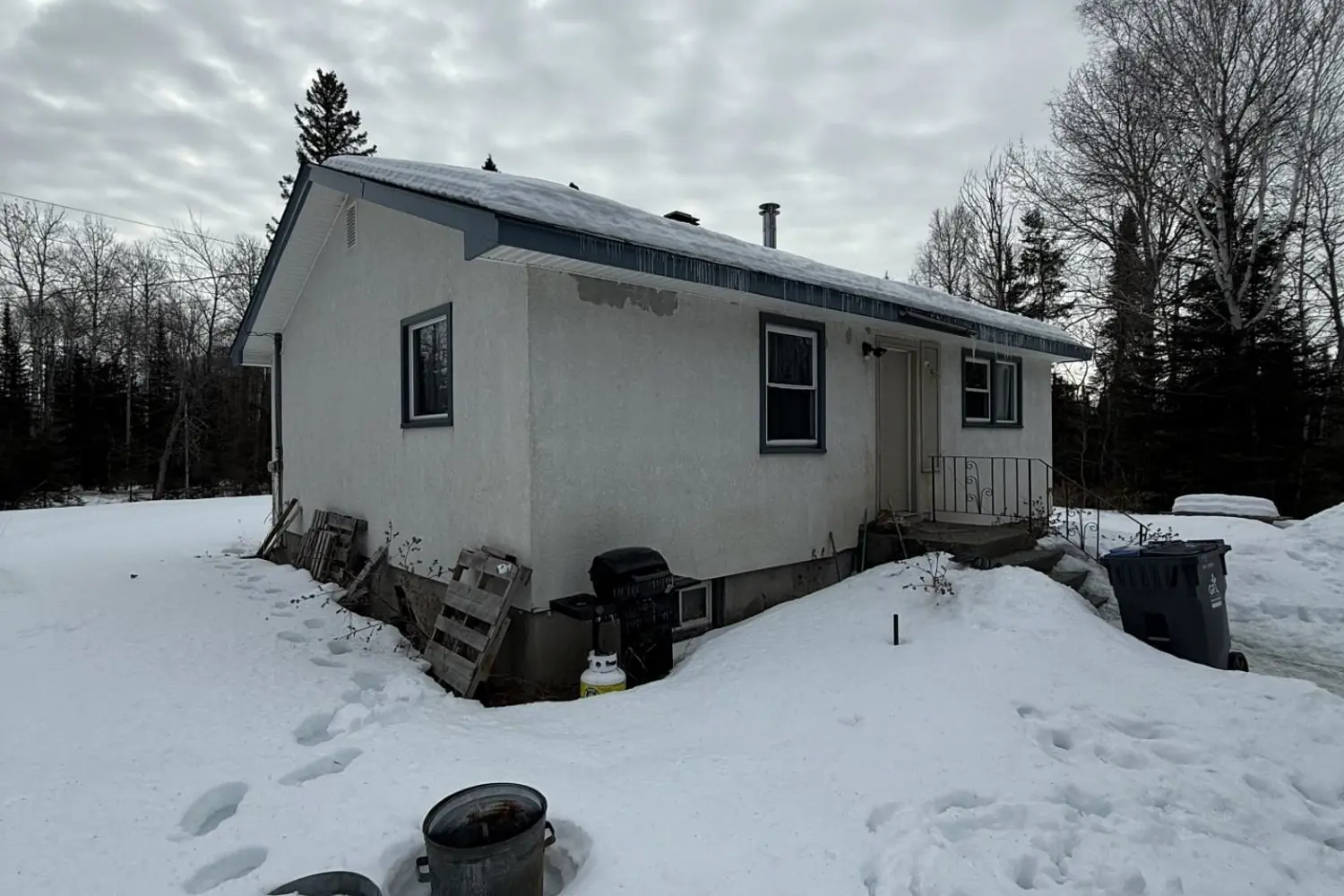 6407 Mapleward Road photo 3
