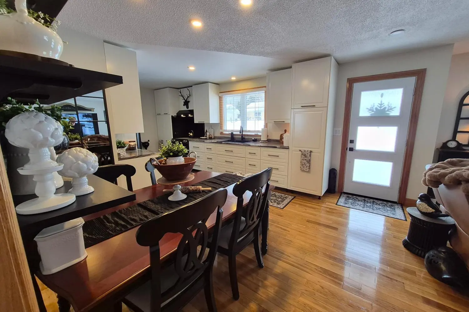 34 Redwing Ave photo 5