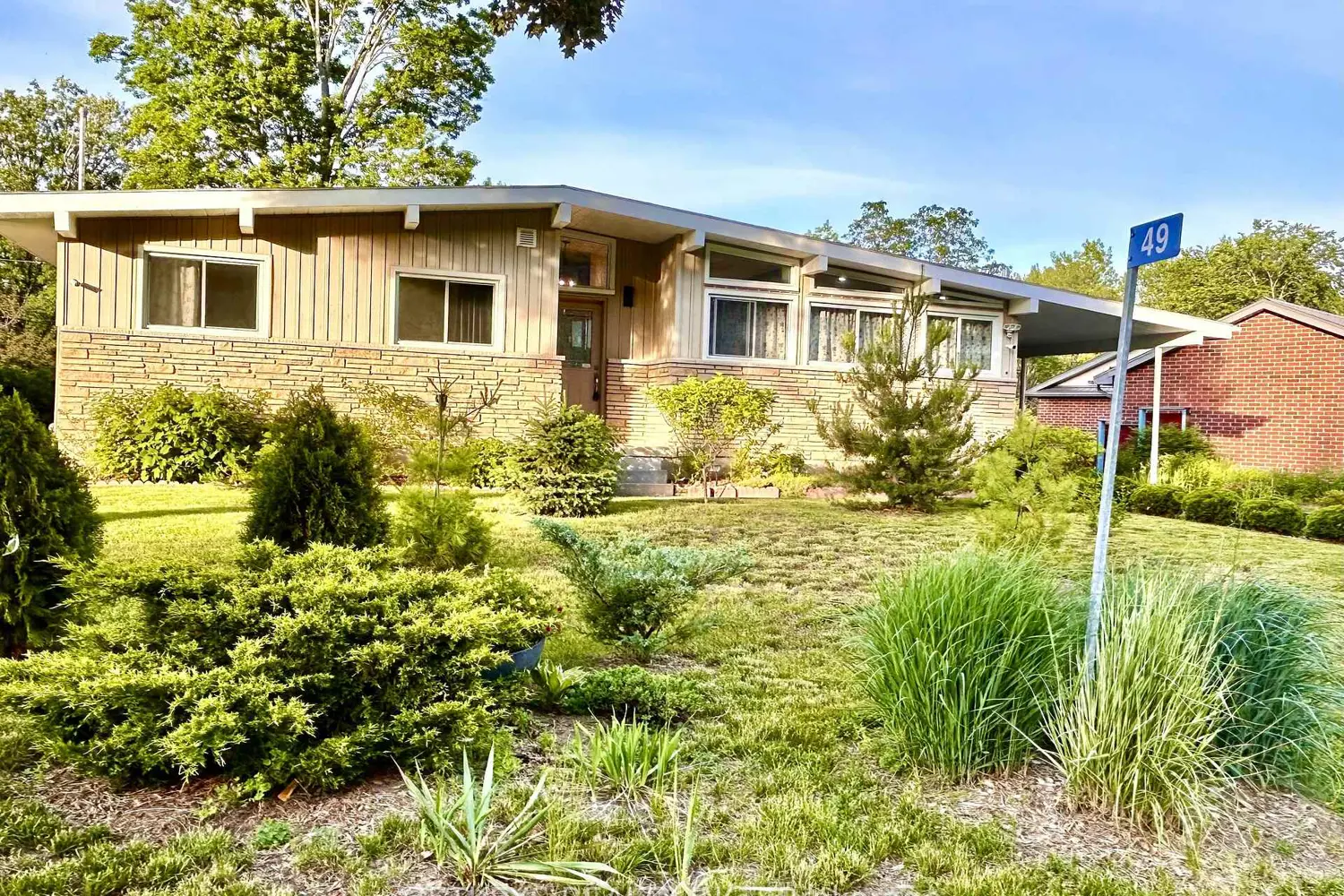 49 King George Crescent