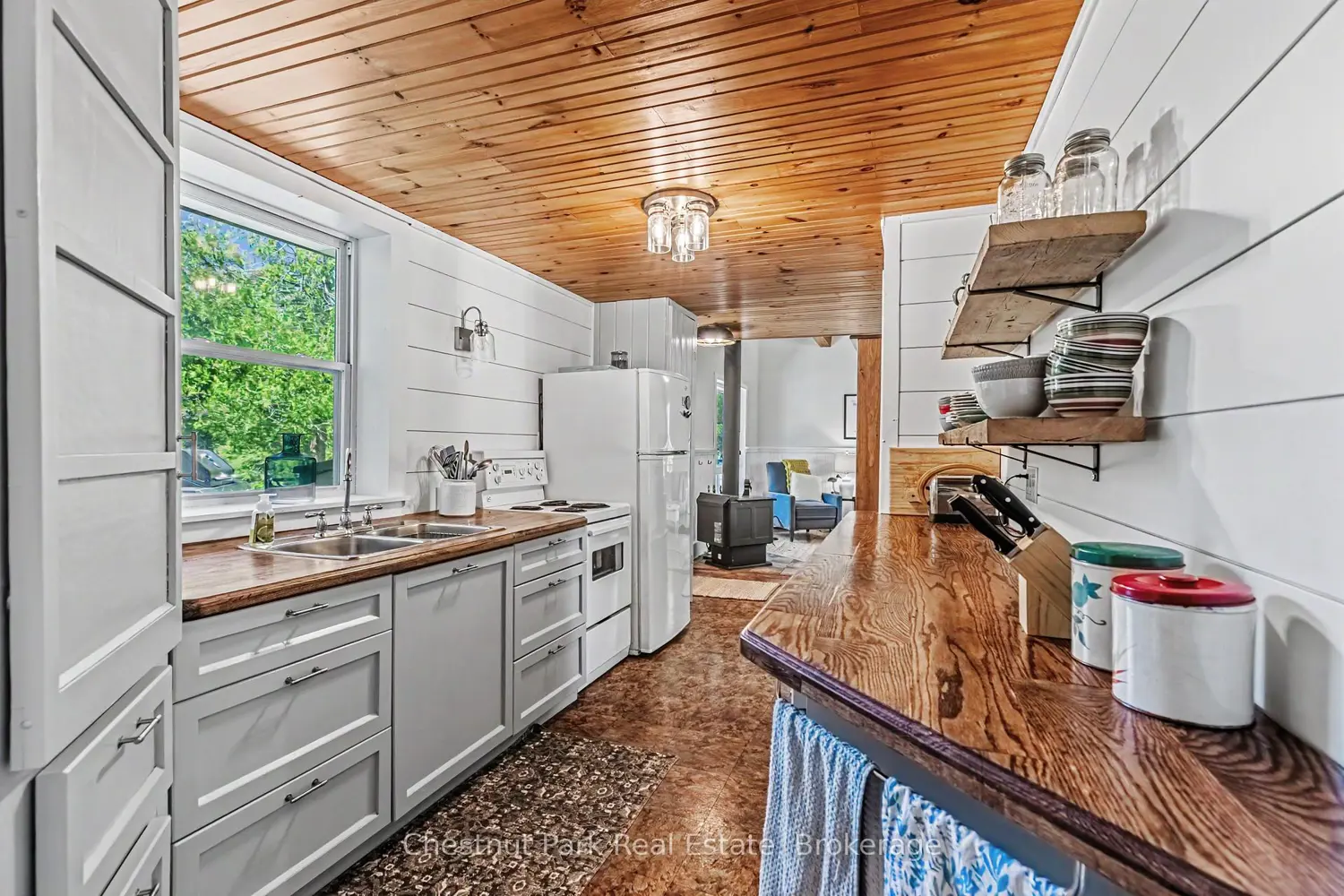 1248 Dorcas Bay Road photo 5
