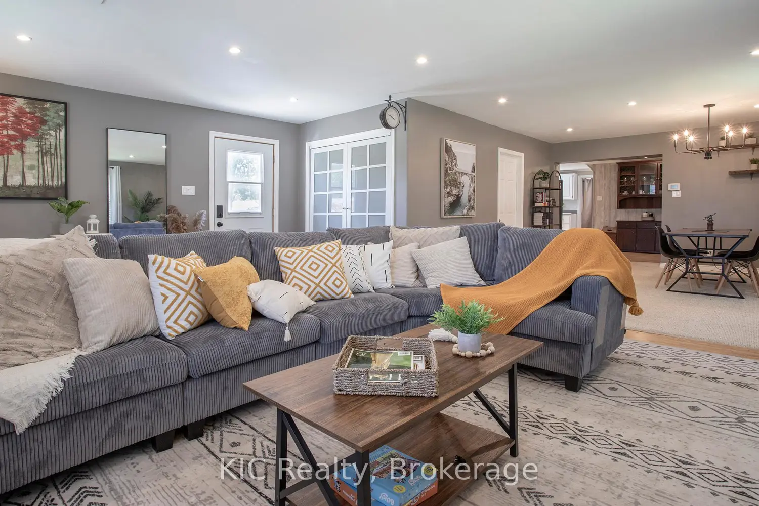 1311 Charles Street photo 5