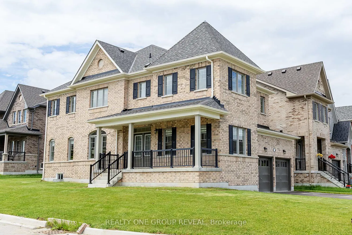 1 North Garden Boulevard