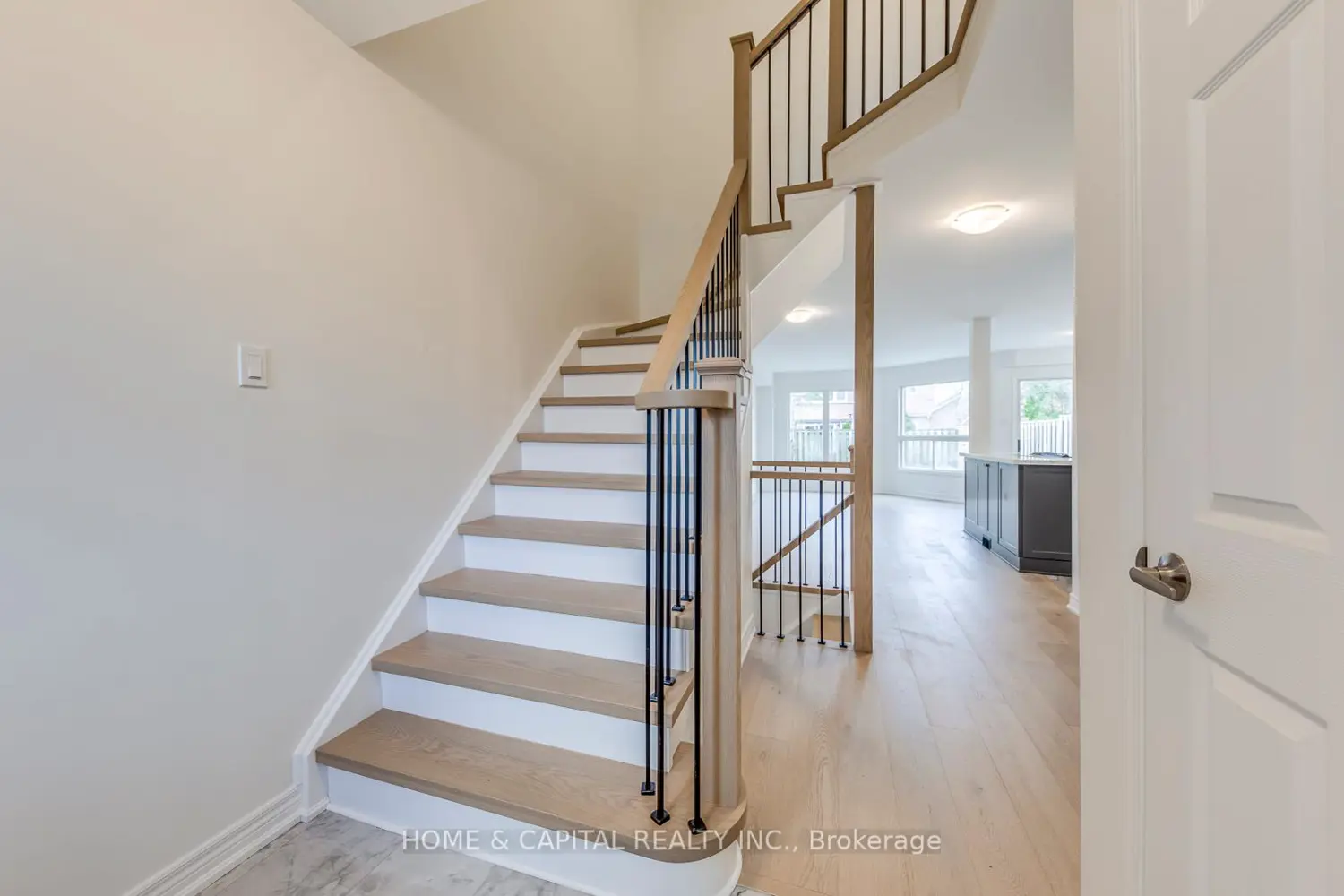 1210 Leewood Drive photo 3