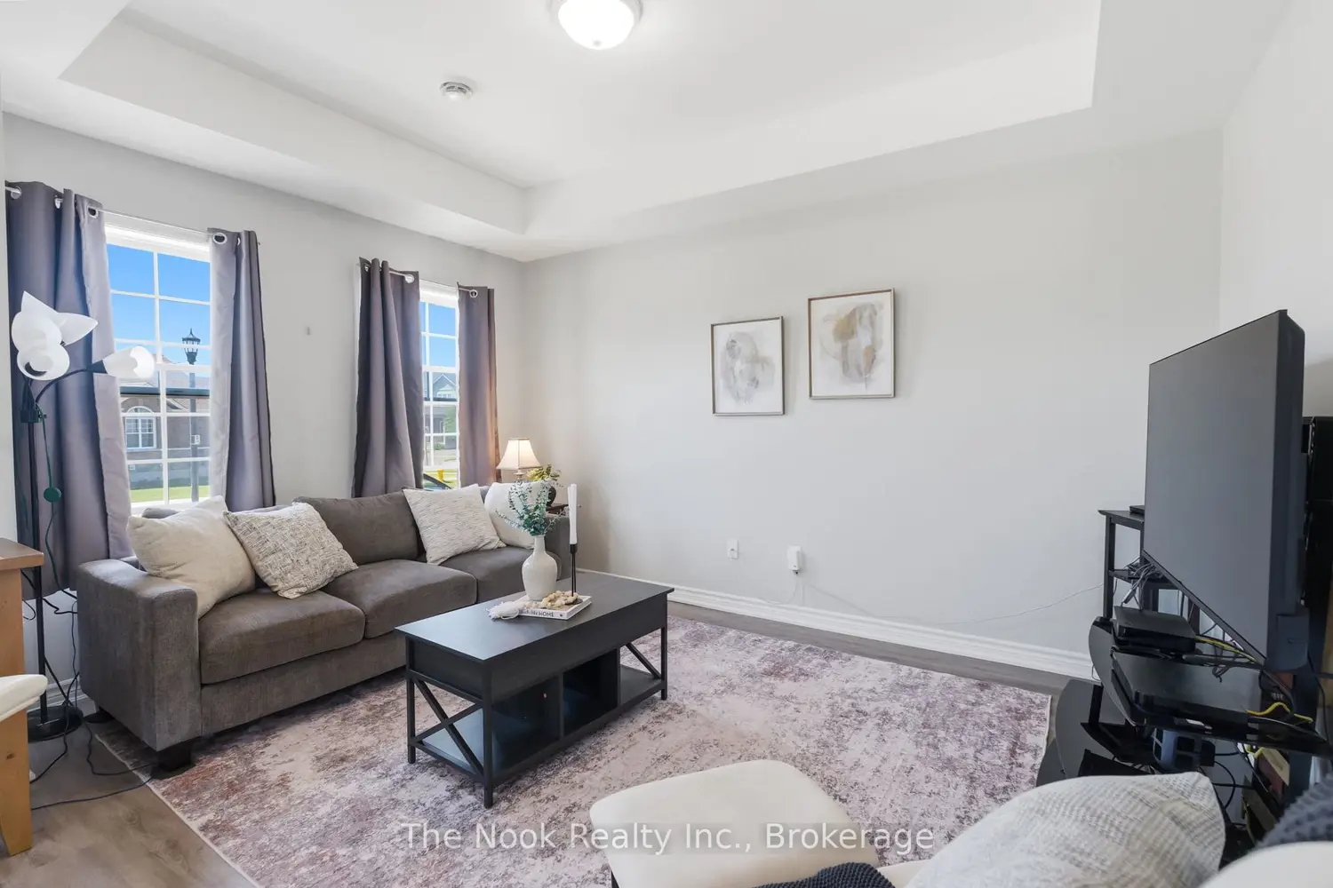 470 Lonsberry Drive 506 photo 4