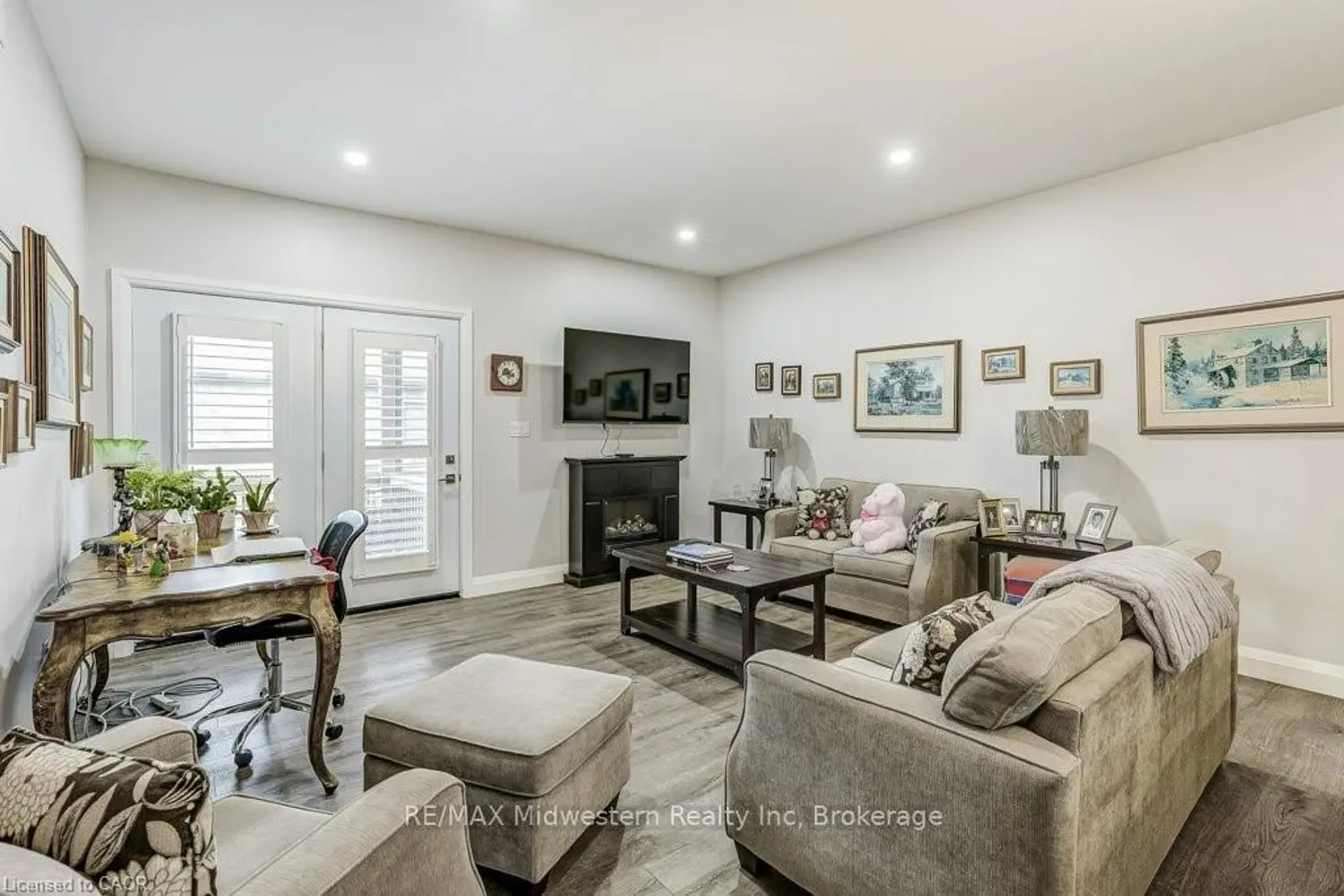 273 Queen Street photo 5