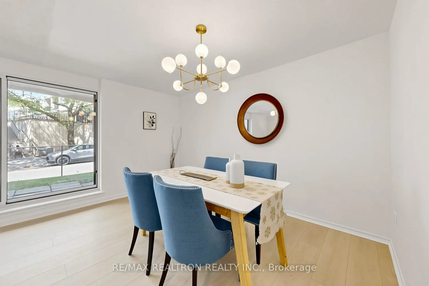 10 Moonstone Byway 145 photo 5