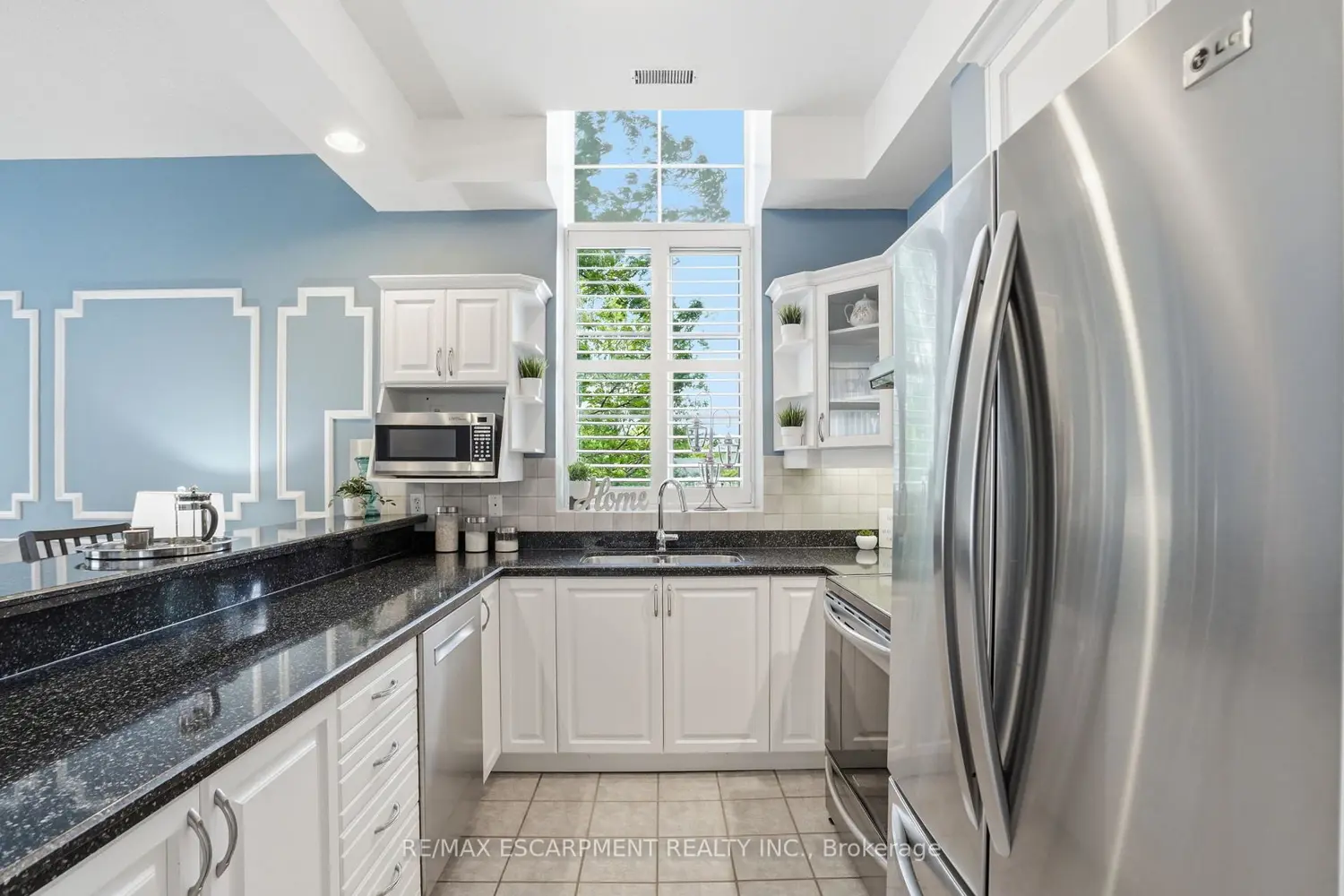 262 Dundas Street 219 photo 5