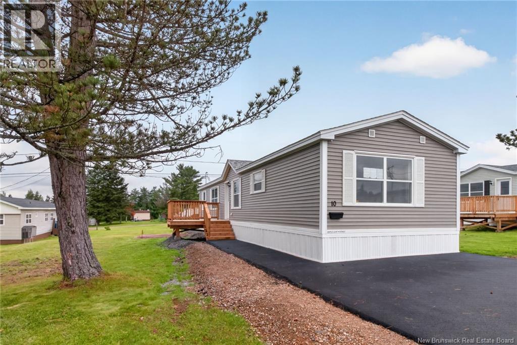 10 Linda Lane, Moncton, NB, E1E3T8