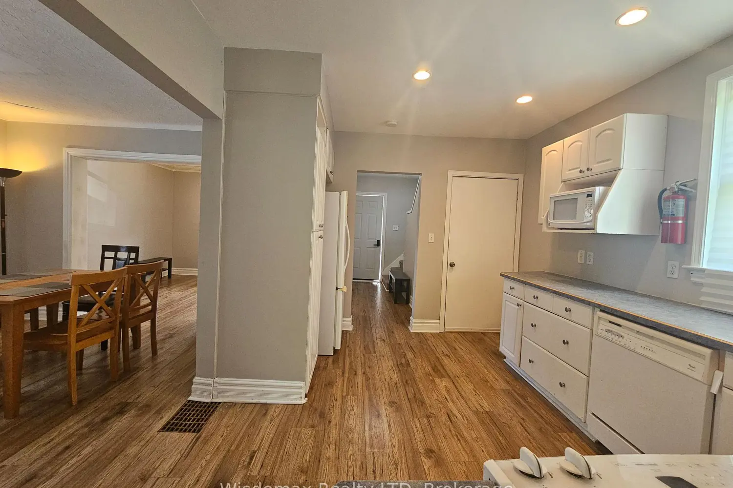 45 Pine Street photo 5