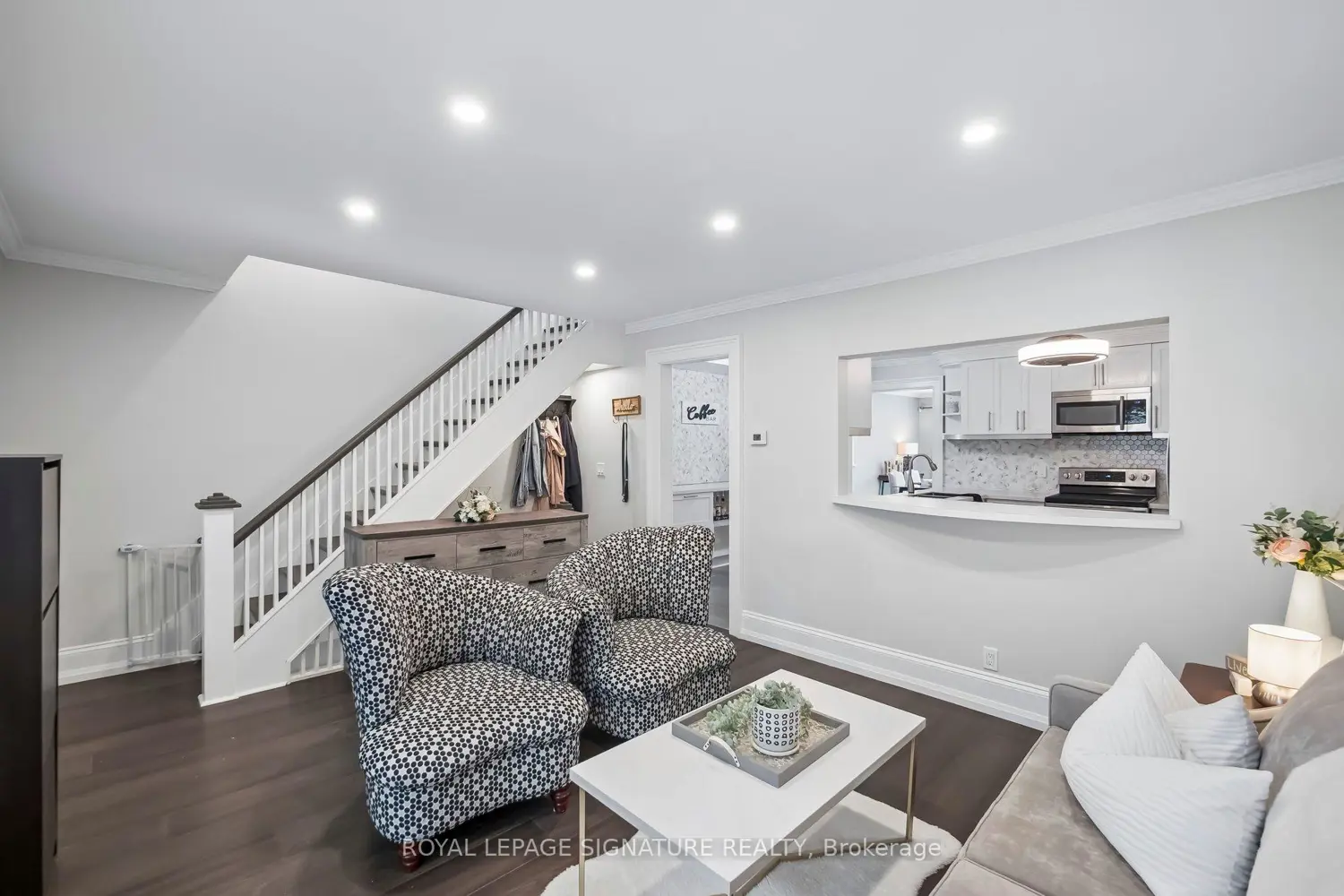 23 Arlington Avenue photo 5