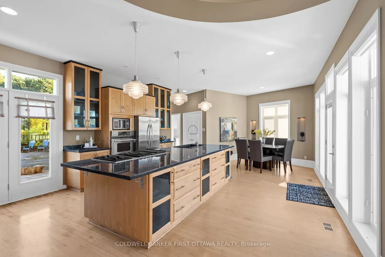 358 River Road photo 3