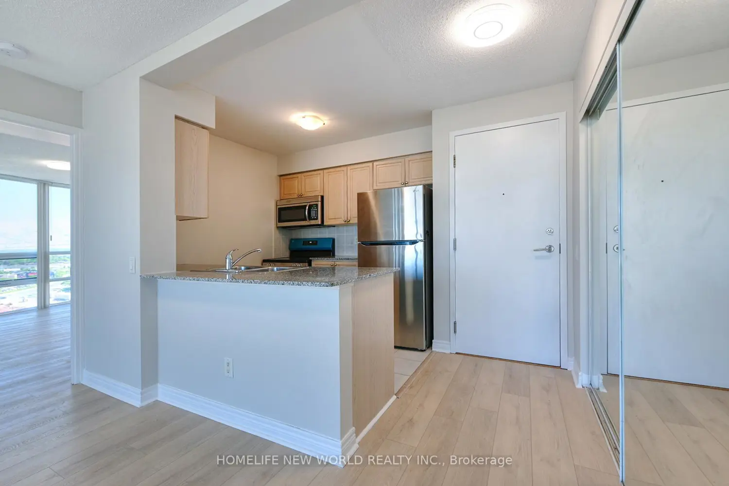 83 Borough Drive 1105 photo 3
