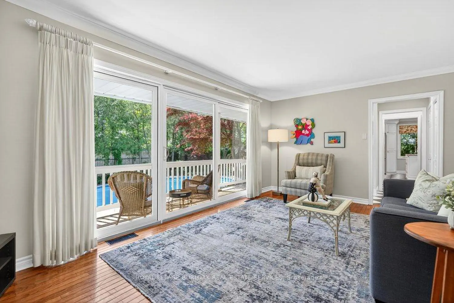 1398 Baldwin Street photo 4