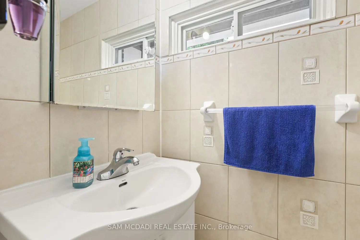 3175 Kirwin Avenue 45 photo 5