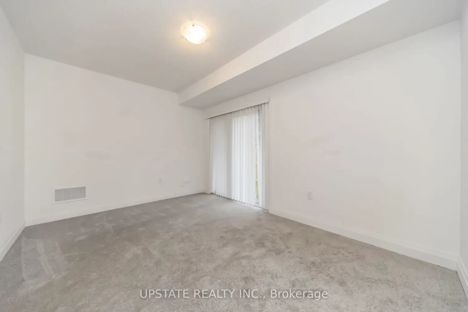 45 Humberstone Drive photo 3
