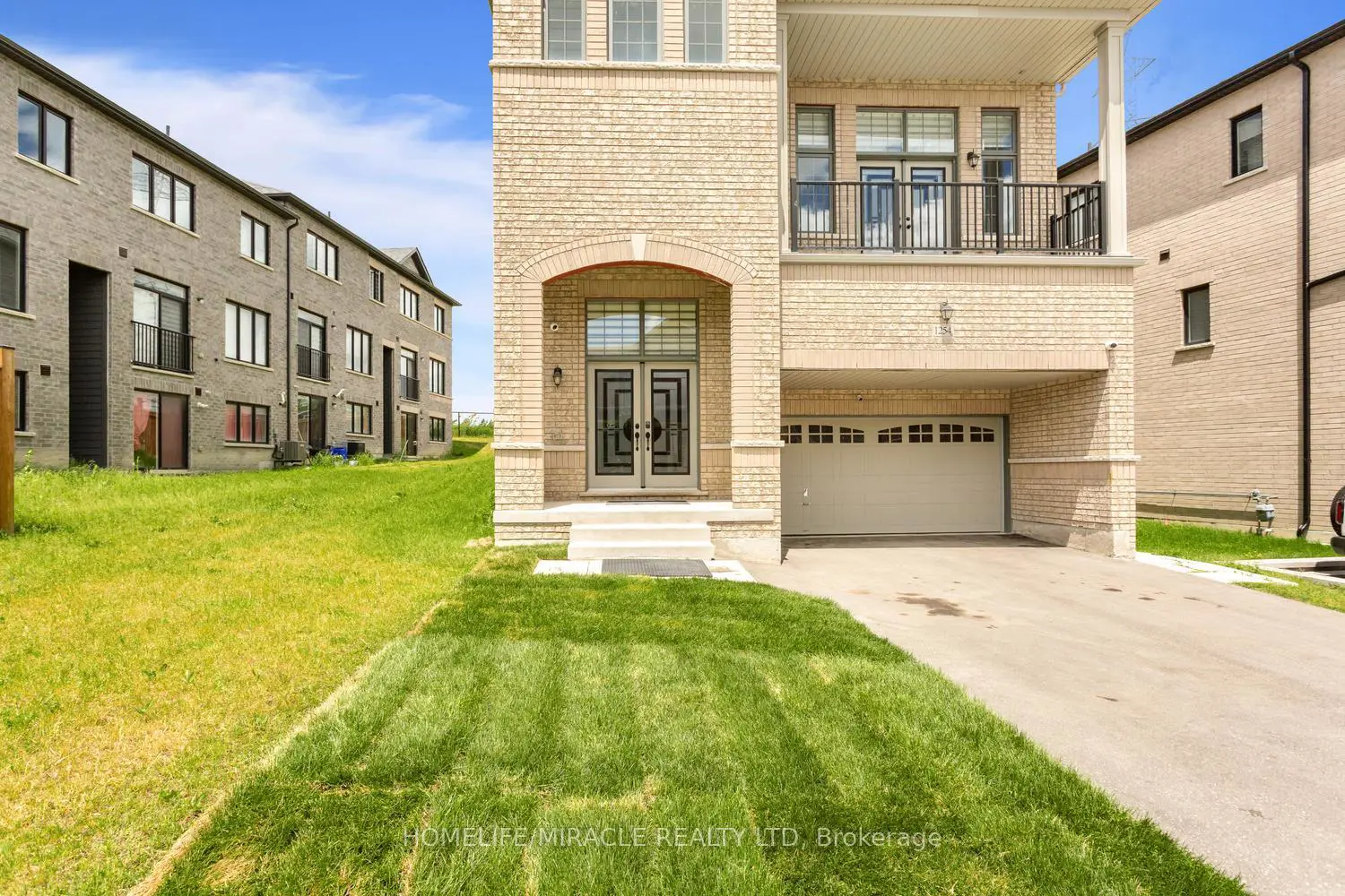 1254 Aquarius Trail photo 2