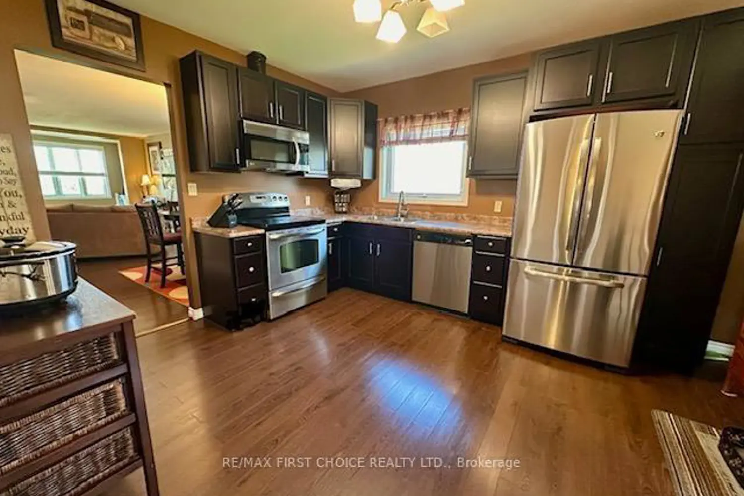 45 Kenogami Avenue photo 4