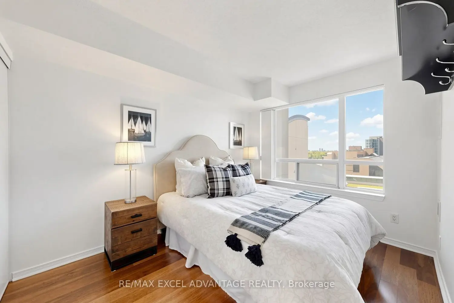 155 Beecroft Road 1007 photo 4