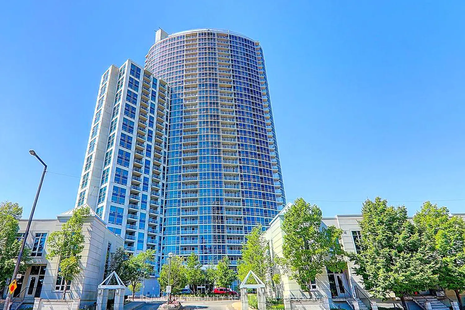 83 Borough Drive 907
