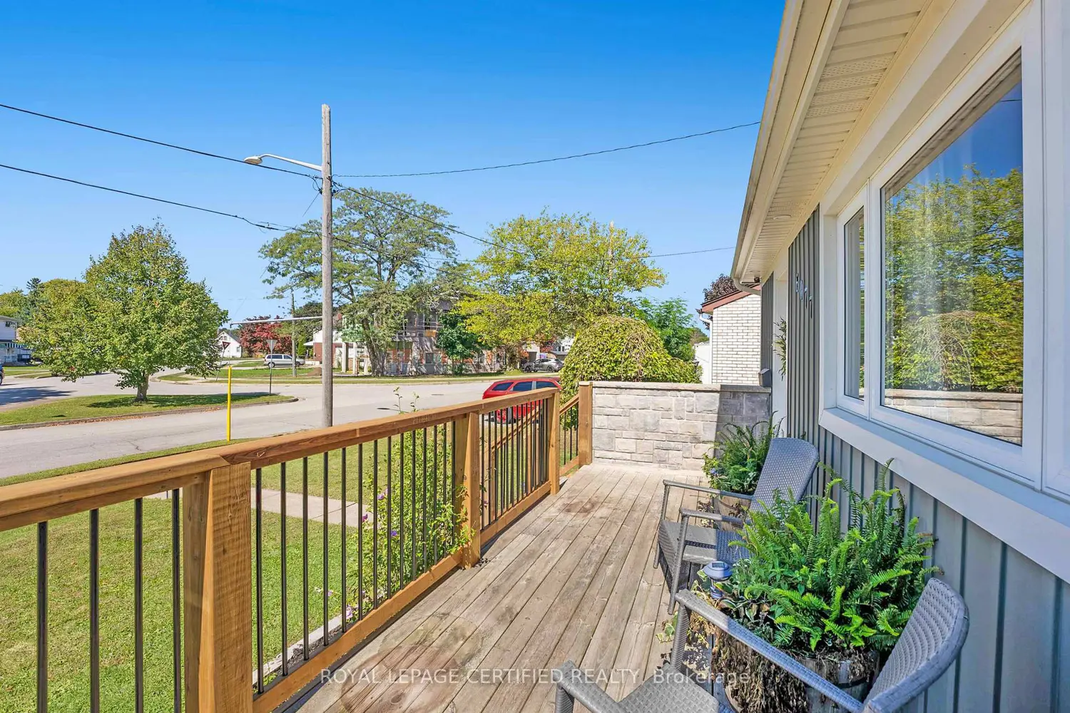6077 Collins Drive photo 5