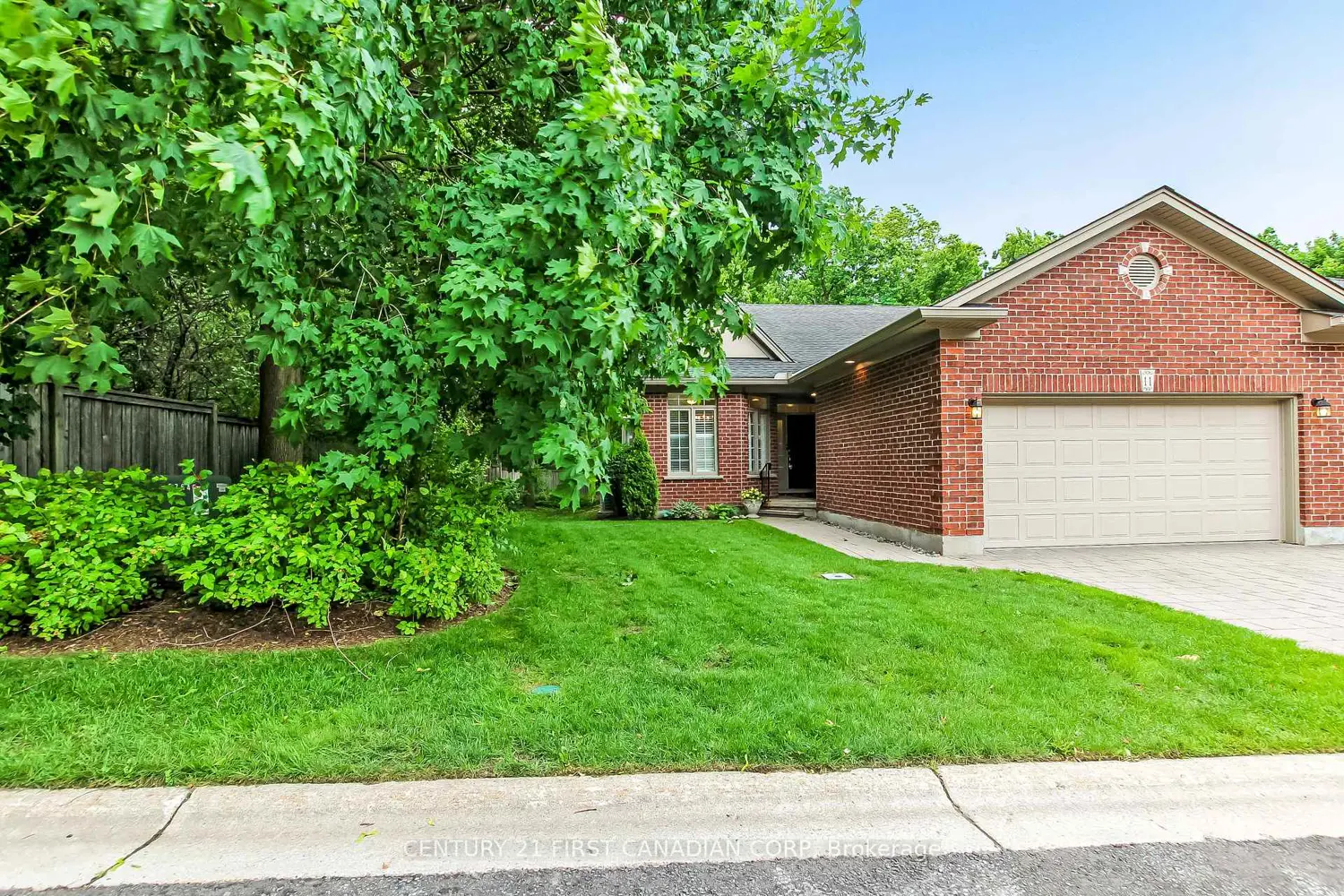 417 Hyde Park Road 11 photo 2