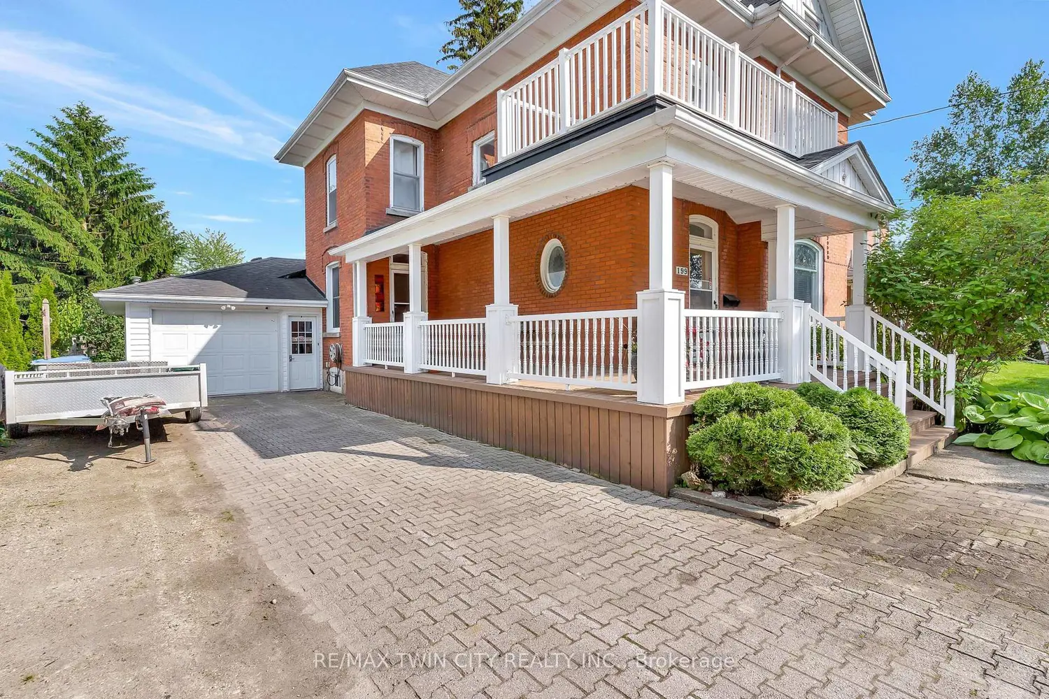 199 Ellen Street photo 2