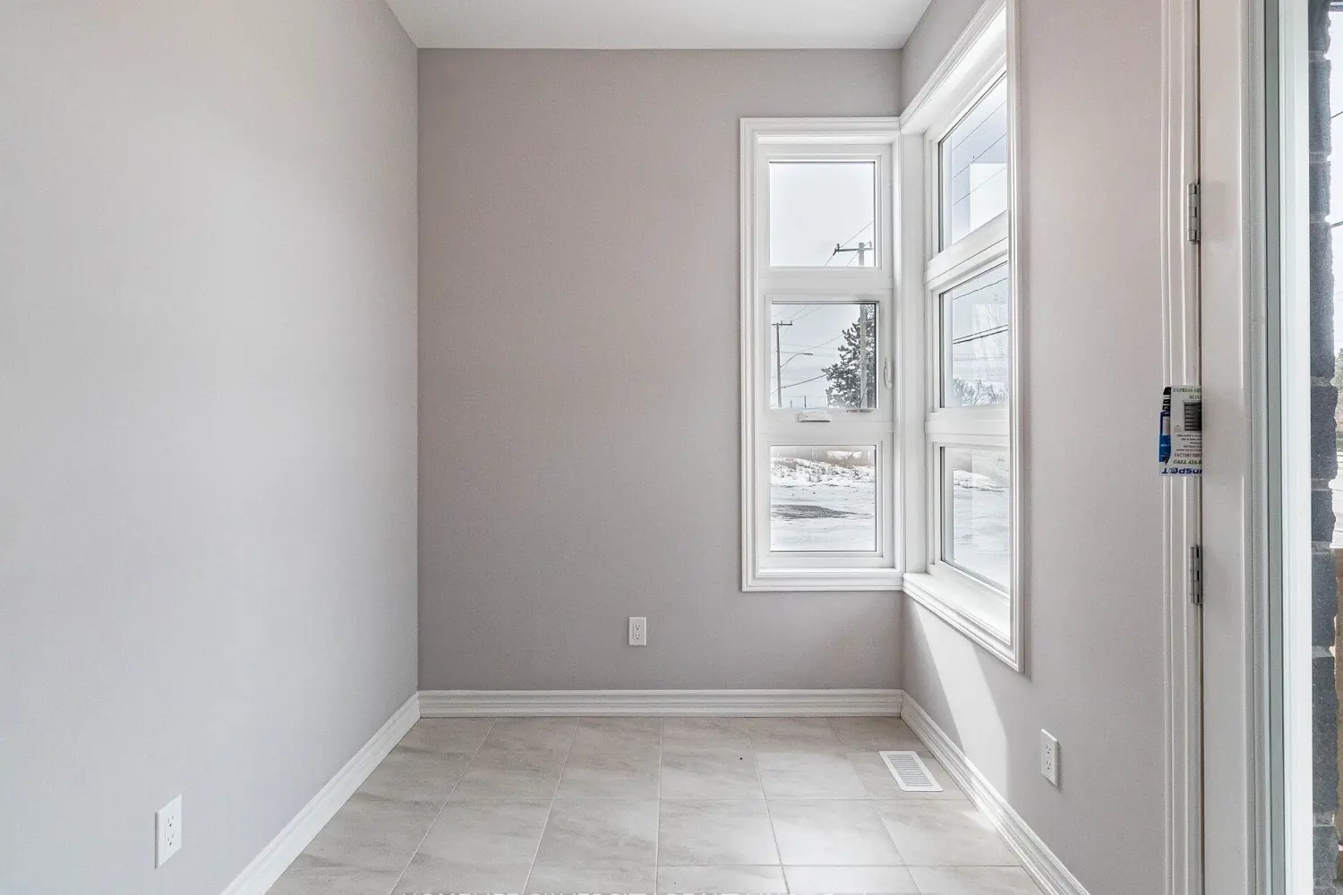 215 Southworth Street photo 2