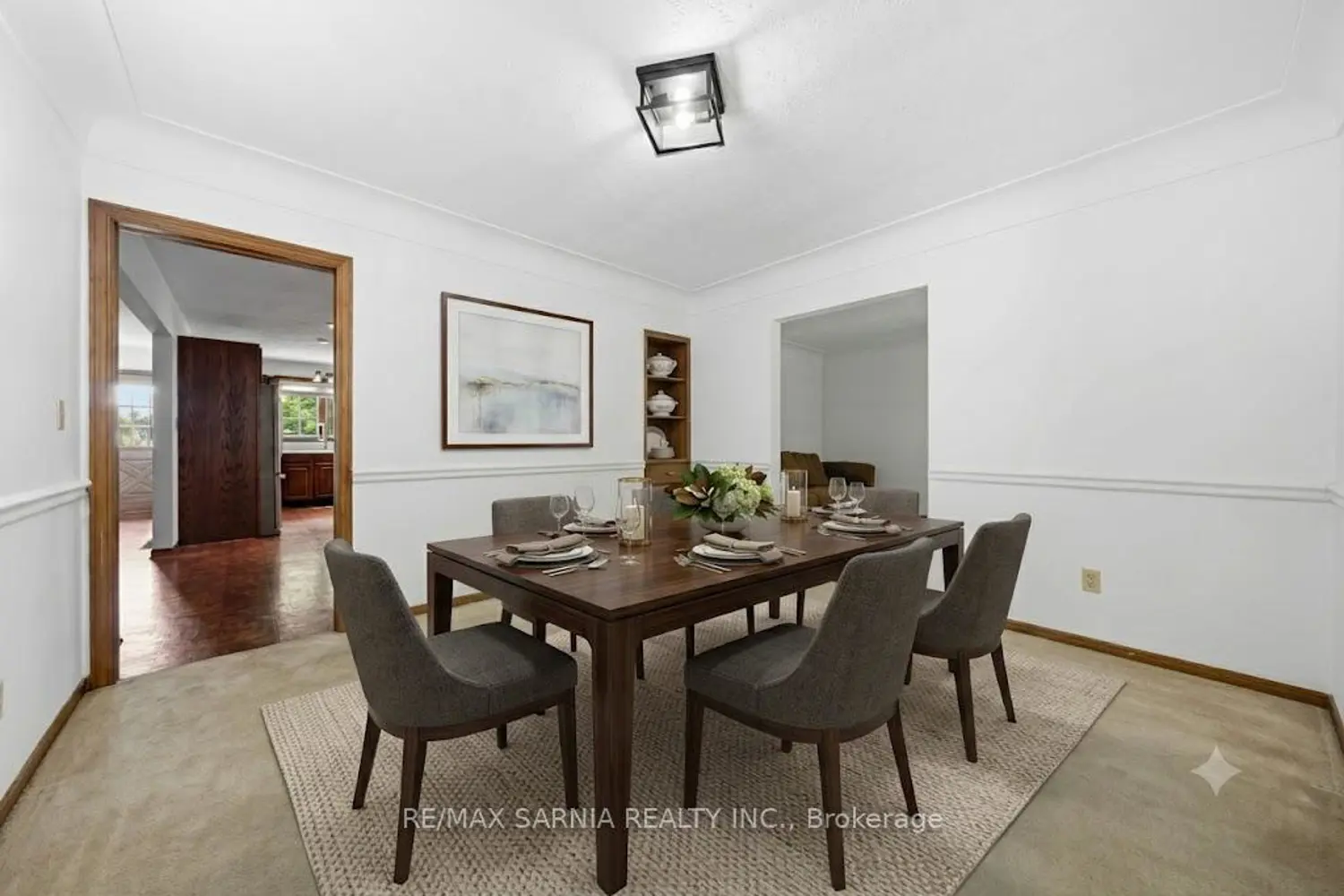 941 Wilson Street photo 5