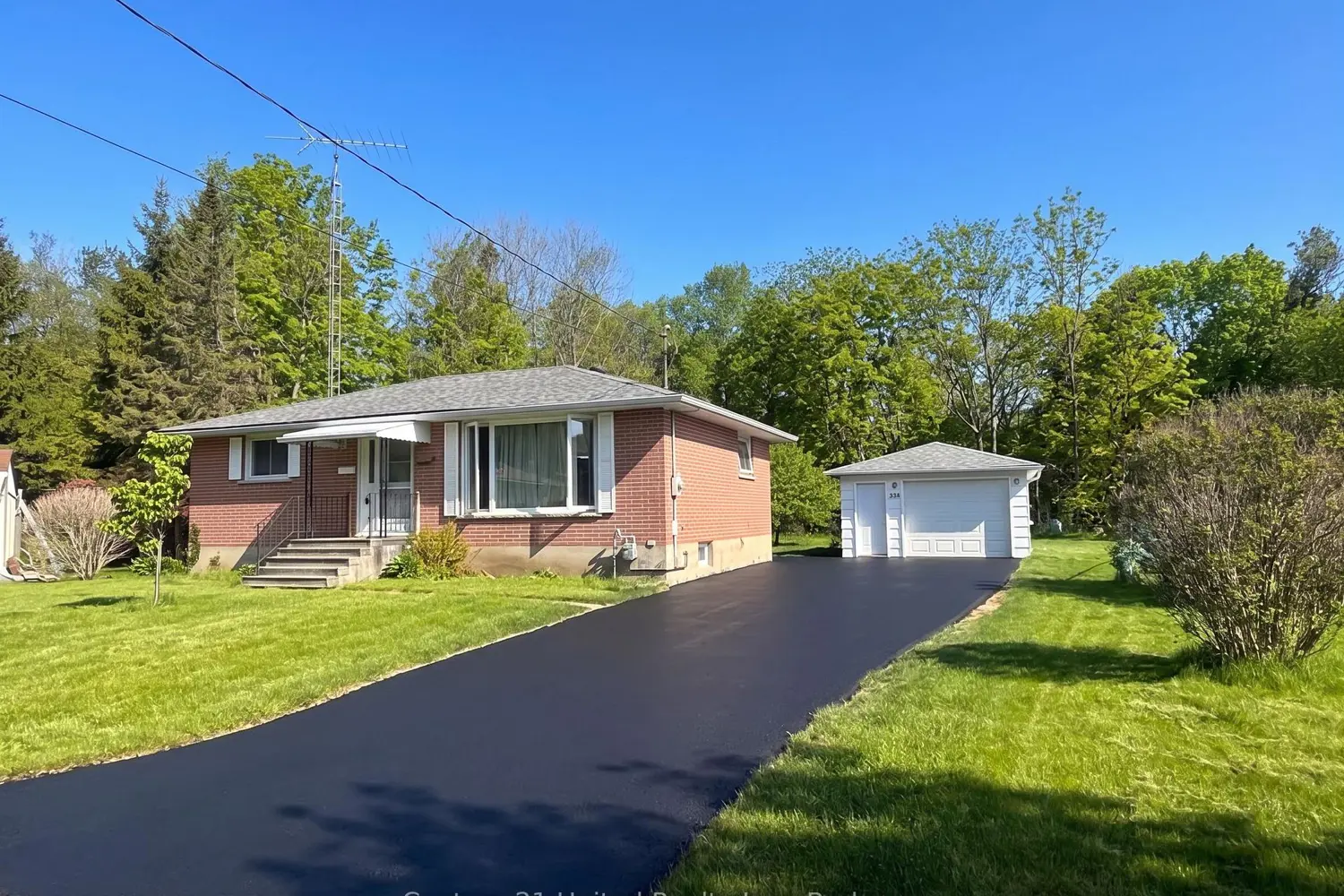 224 Nickerson Drive photo 2