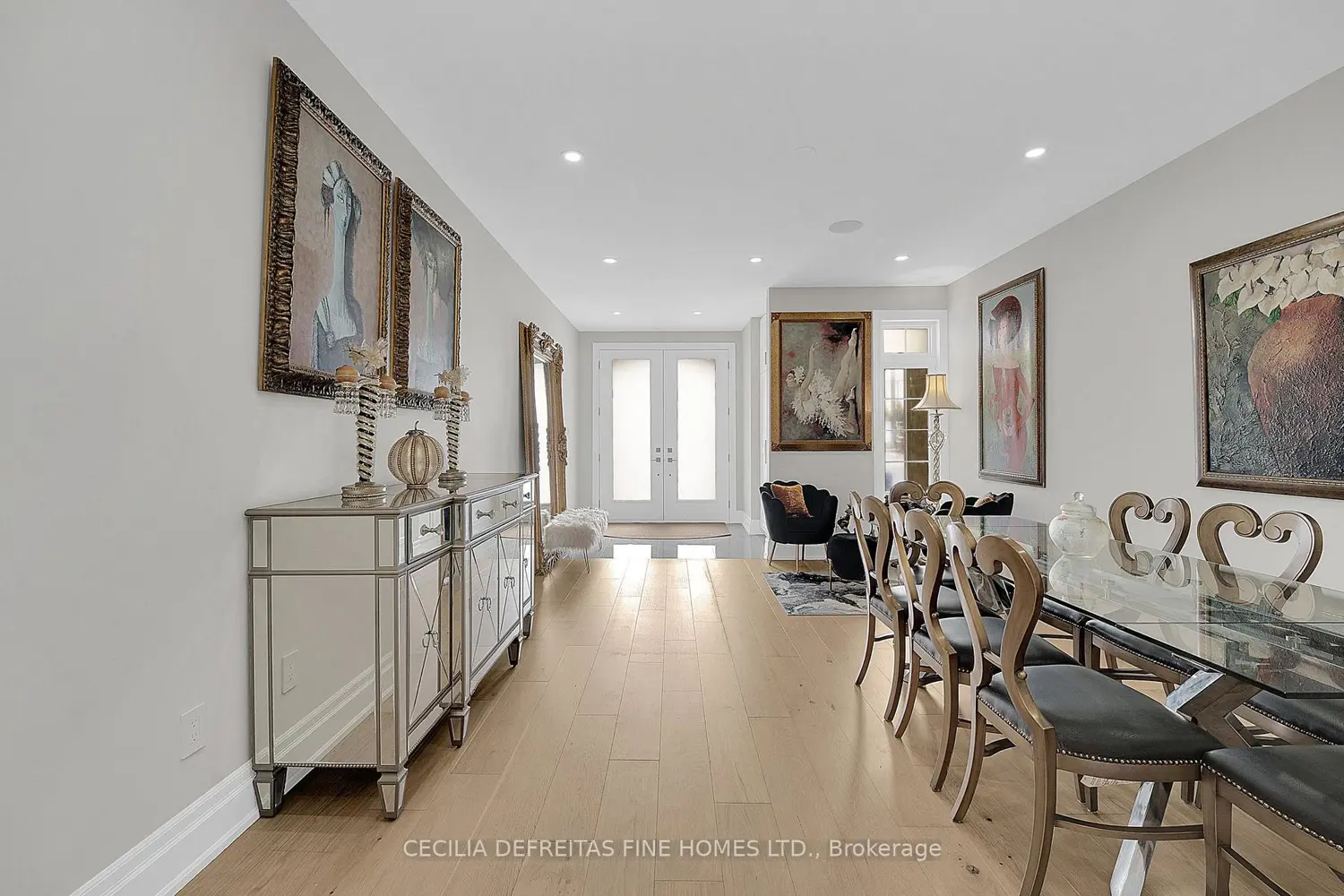 109 Alex Campbell Crescent photo 4