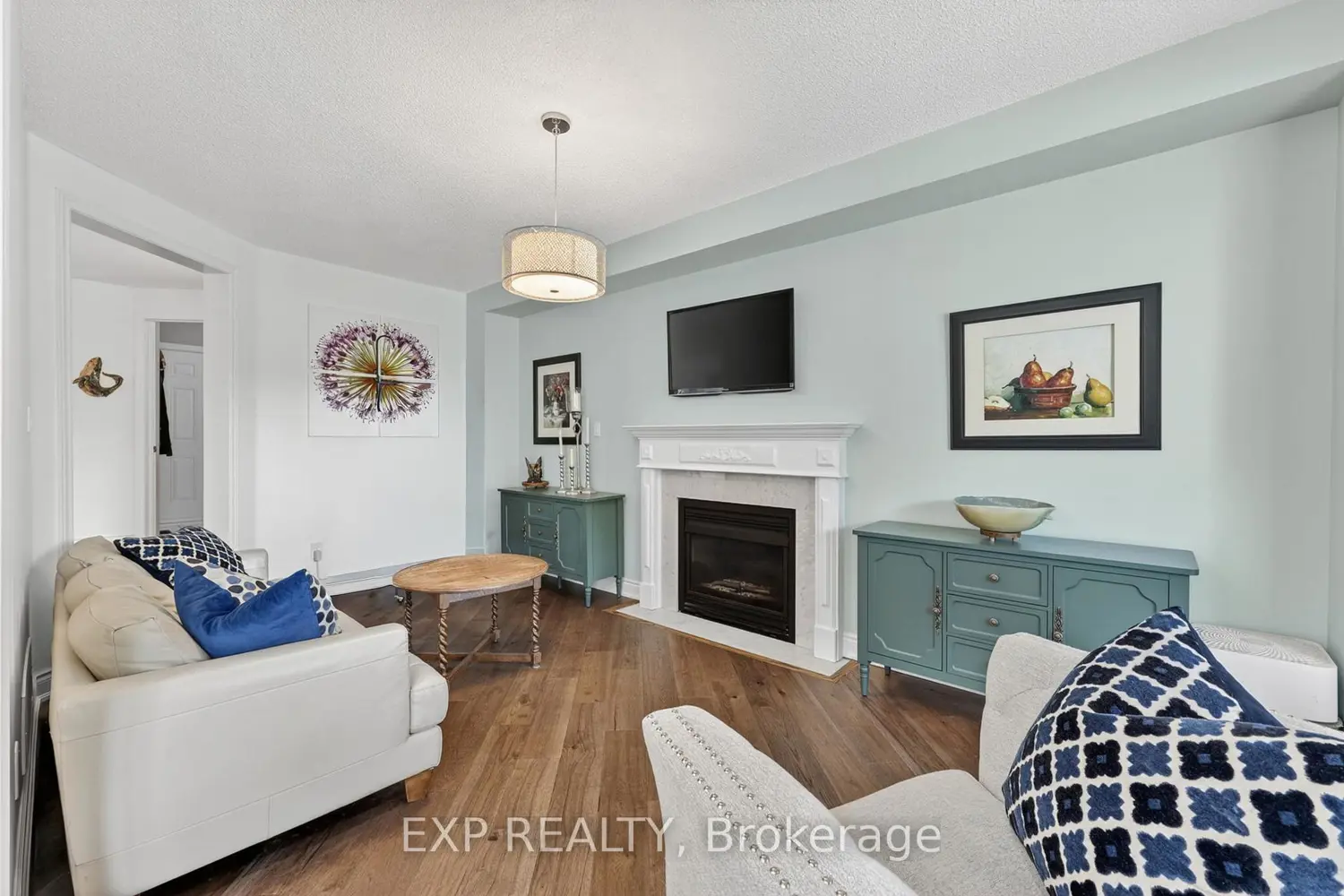 93 Taylor Drive photo 3